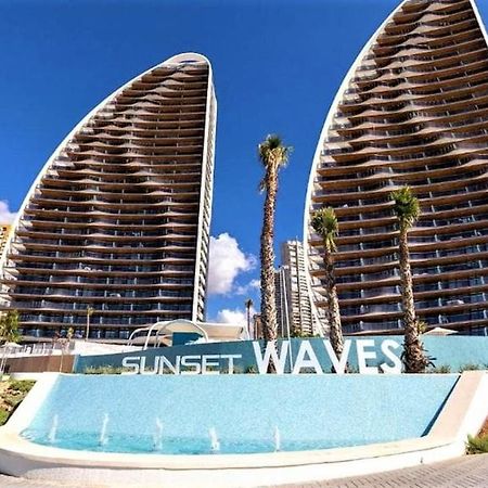 Apartamentos Sunset Waves By Sonneil Rentals Benidorm Kültér fotó